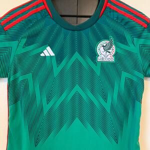 Adidas Mexico Futboll Soccer team 2022 World Cup Jersey